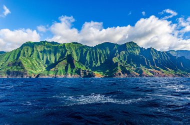 Kauai Hawaii Usa 'daki muhteşem Napali sahili manzarası.