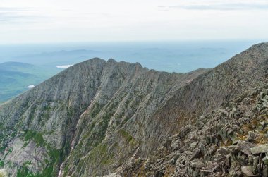 Kuzeydoğu Piscataquis Maine ABD Katahdin Dağı 'nın Bıçak Kenar Yolu' nun inanılmaz manzarası