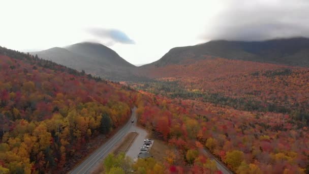 Vista Incrível Rodovia Kancamagus New Hampshire Durante Temporada Folhagem Eua — Vídeo de Stock