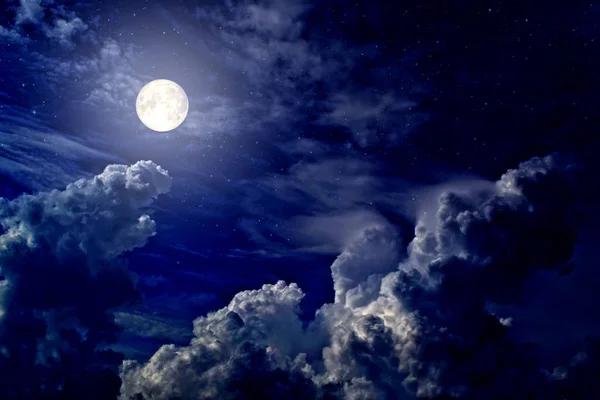 Full Moon Clouds Night Sky — Stock Photo, Image