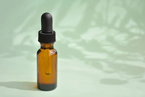 Aromatherapie Dropper Fles Met Essentiële Olie Huidverzorgingsproduct Cosmetische Olie Fles — Stockfoto