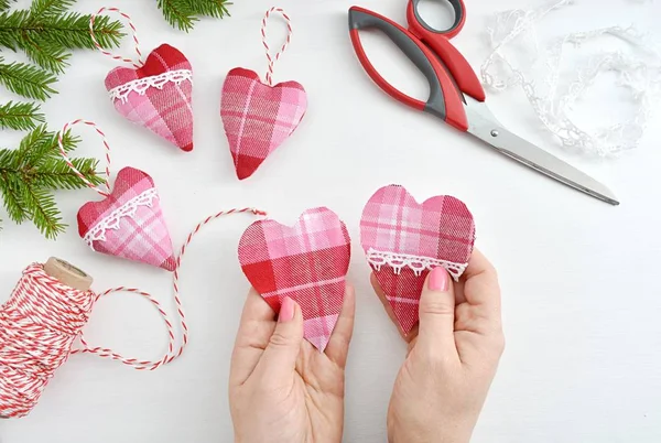 Weihnachtsdekoration Nähen Handgefertigten Christbaumschmuck Herzform — Stockfoto