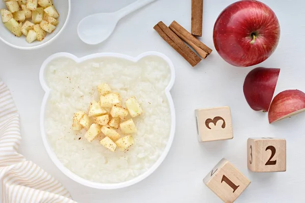 Rice Porridge Apples Cinnamon Bear Shape Plate Healthy Breakfast Kids — ストック写真