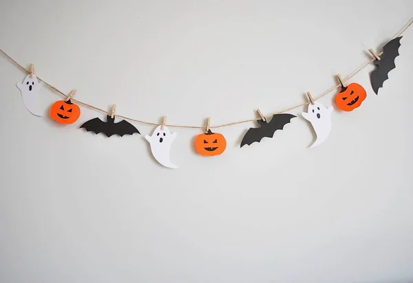Guirnalda Papel Halloween Con Fantasma Calabaza Murciélago Colgando Pared Decoraciones —  Fotos de Stock