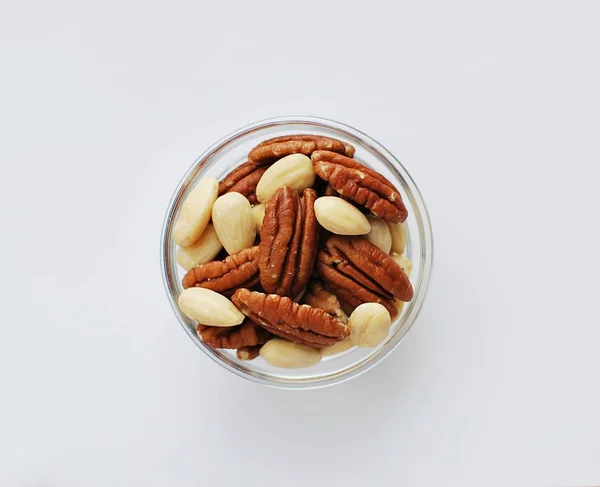 Pekanské Ořechy Mandle Malé Skleněné Misce Zobrazení Zblízka Shora — Stock fotografie