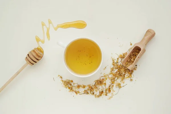 Healing Chamomile Tea Honey Flat Lay — Stock Photo, Image