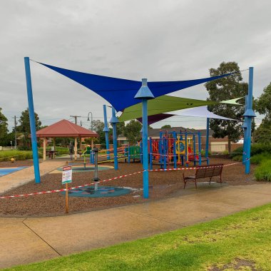 MELBOURNE, AUSTRALYA - 2 Nisan 2020: Covid-19 nedeniyle bir oyun alanı kapatıldı
