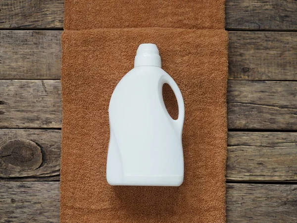 Koncepcja naturalnego mycia i detergentu z naturalnych składników na naturalnym ręczniku kąpielowym. — Zdjęcie stockowe