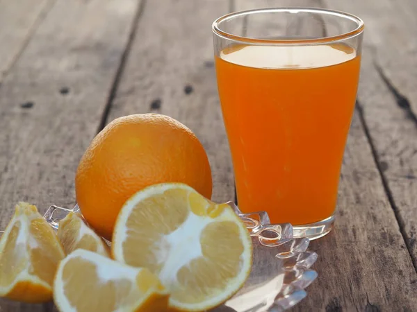 Výhody Čerstvého Sušeného Ovoca Čerstvé Sušené Pomerančové Ovoce Koktejlovou Šťávou — Stock fotografie