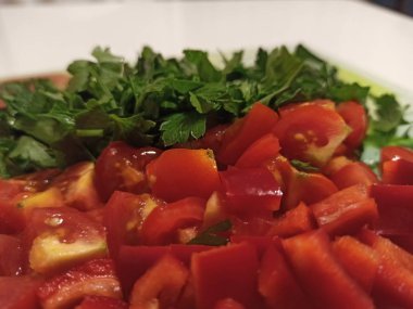 Bunlar salata malzemeleri.