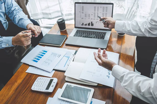 Conferência de cooperação entre parceiros executivos em matéria de investimento — Fotografia de Stock