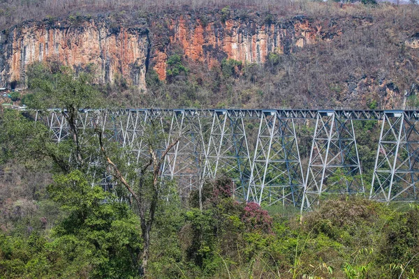 Altes Viadukt Goteik Gebaut Von Englischen Ingenieuren Vor 120 Jahren — Stockfoto