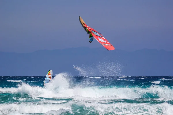 Rüzgar Sörfü Dünya Şampiyonasında Sörf Zıplama — Stok fotoğraf