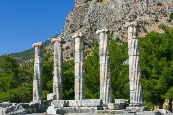 Columnas Ruinas Antiguo Templo Romano Montaña Turquía —  Fotos de Stock