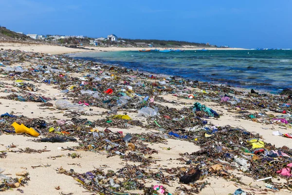 Sandy Beach Full Plastic Trash Birch Sea Fishing Boats Consequences — Stock Photo, Image