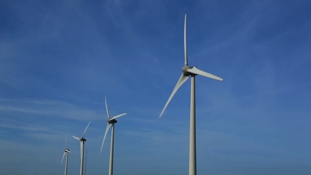 法国诺曼底风力涡轮机 — 图库视频影像
