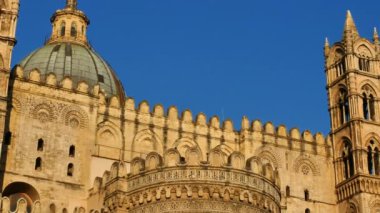 Katedral, Palermo, Sicilya, İtalya. Katedral, 12. yüzyılda kurulmuş bir Roma Katolik kilisesidir.