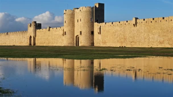 Aigues Mortes Gard Occitanie France Remparts Côté Sud Après Pluie — Video