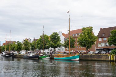 Kayganlaştırıcı tekneler