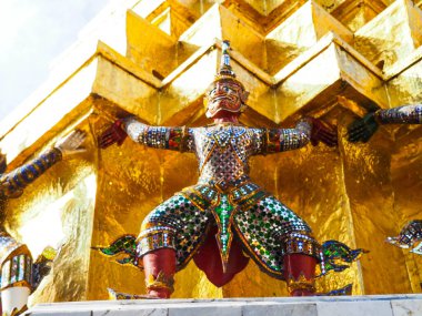 Thai giant raised a pagoda