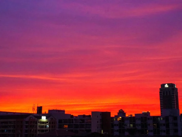 Smog pollution That covered the evening sky — 图库照片