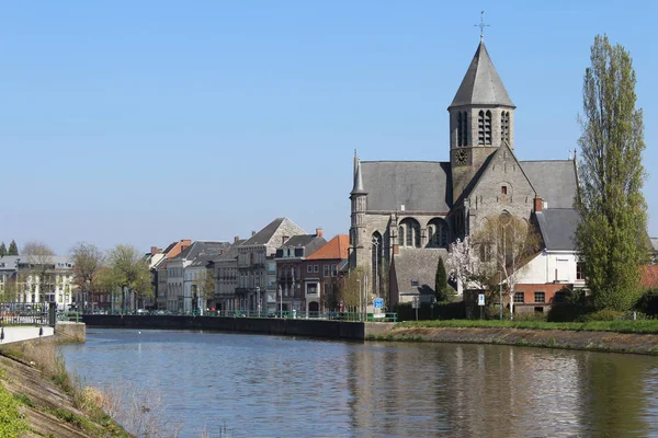 Blick Auf Den Fluss Schelde Und Die Frauenkirche Oudenaarde Ostflandern — Stockfoto