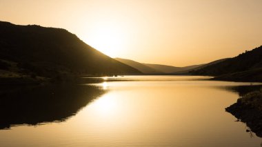 arkaplan için çeşitli gün batımı fotoğrafları