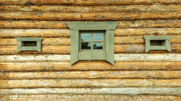 Holzfenster Einer Alten Bauernhütte — Stockfoto