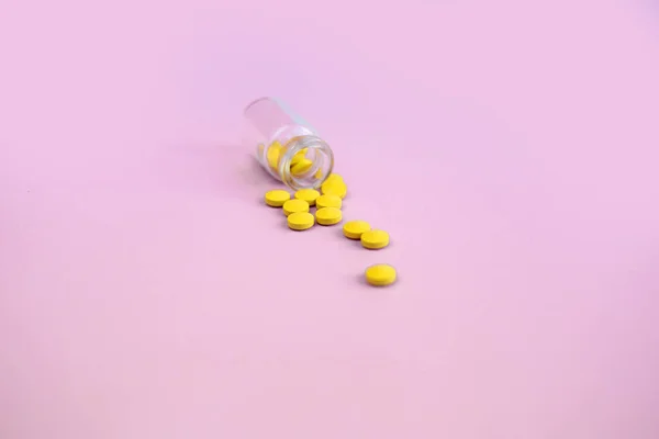 Homeopathic globules and glass bottle on pink background. Alternative Homeopathy — Stock Photo, Image