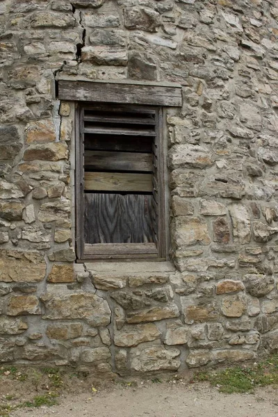 Boarded Wood Window Old 19Th Century Gristmill Stone Building — Stock Photo, Image