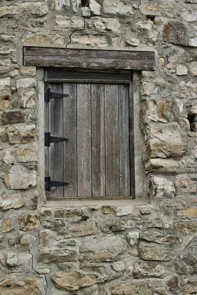 Persiana Ventana Madera Antiguo Edificio Piedra Del Molino Arena Redondo — Foto de Stock