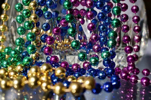 Close Abstract Texture View Colorful Metallic Bead Necklaces Adorning Modern — Stock Photo, Image