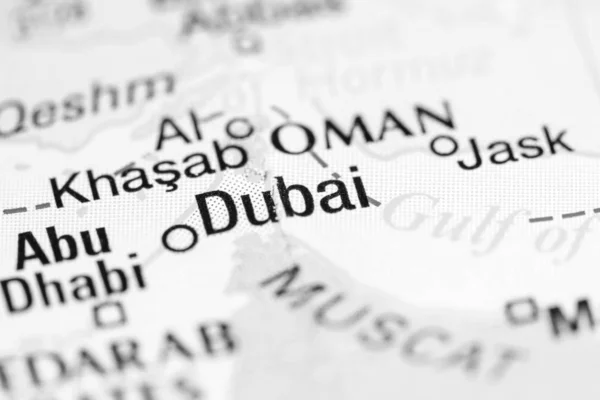 Дубай, ОАЭ на карте — стоковое фото