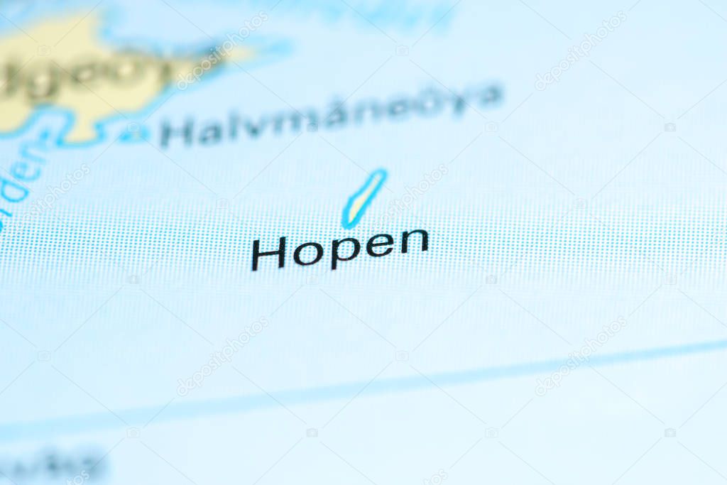 Hopen, Norway  on a map