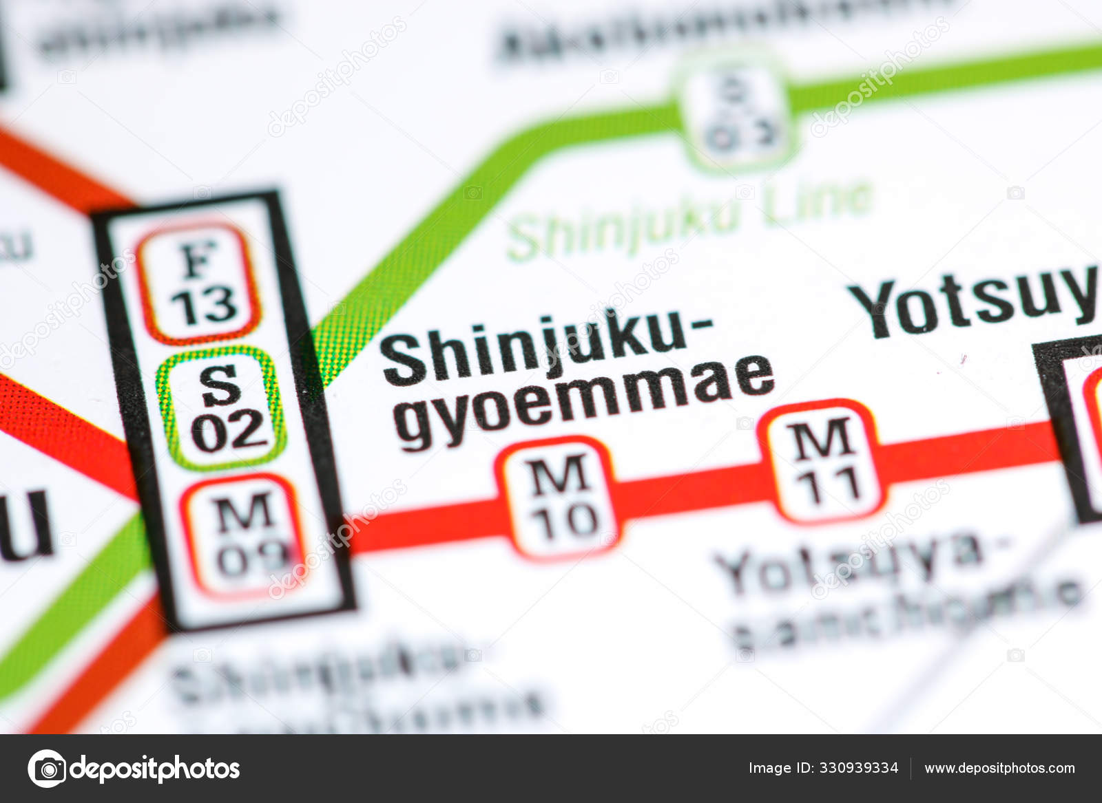Shinjukugyoemmae Station. Tokyo Metro map. — Stock Photo