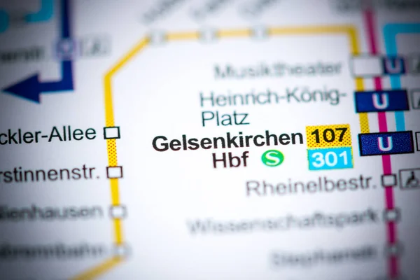 Gelsenkirchen Hbf-stationen. Karta över Bochums tunnelbana. — Stockfoto