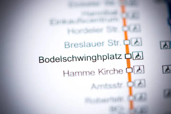 Bodelschwinghplatz駅。ボチュムメトロ地図. — ストック写真