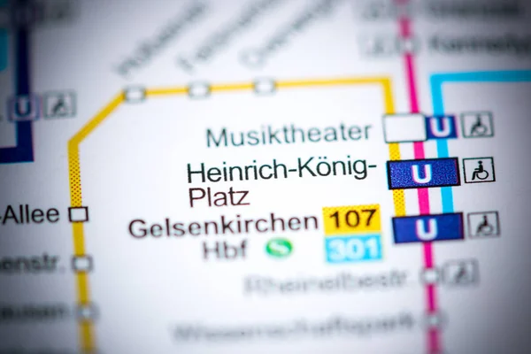 Stanice Heinrich Konig Platz. Mapa metra Bochum. — Stock fotografie