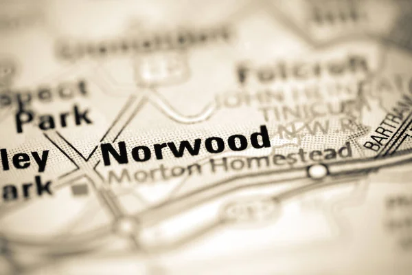 Norwood on a geographical map of USA