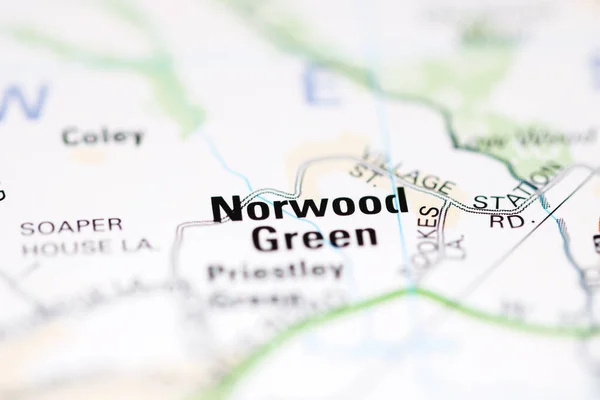 Norwood Green on a geographical map of UK
