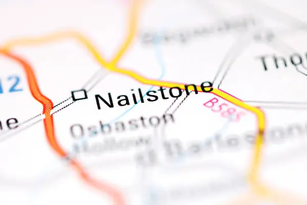 イギリスの地理地図上のネイルストーン — ストック写真
