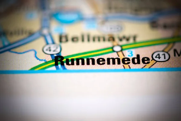 Runnemede on a geographical map of USA