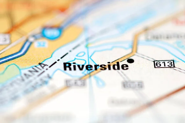 Riverside on a geographical map of USA
