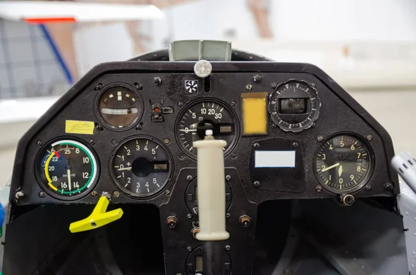 Instrumententafel Cockpit Eines Segelflugzeugs Hangar Leichtflugzeug Steuerdeck — Stockfoto