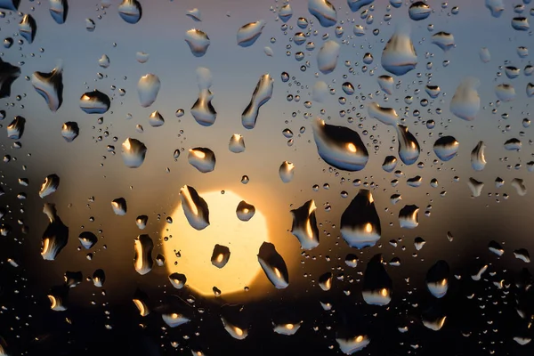 Gouttes Pluie Sur Vitre Lumière Soleil Couchant — Photo