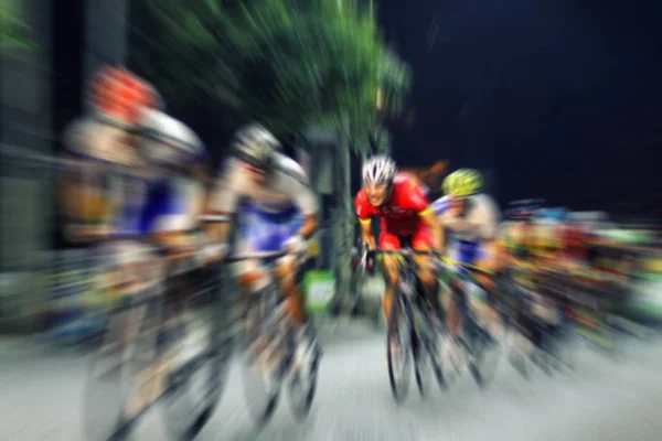 Motion blur do Campeonato Asiático de Ciclismo durante a corrida para ba — Fotografia de Stock