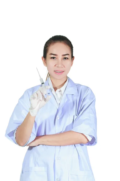 Médico sosteniendo jeringa para inyección médica y medicamento plástico va —  Fotos de Stock