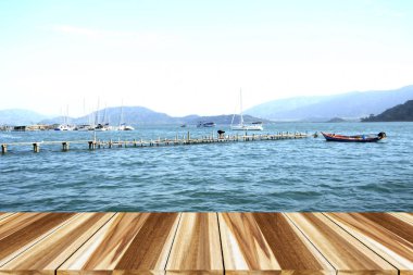 Perspektif deniz arka plan ve yaz tahtaya