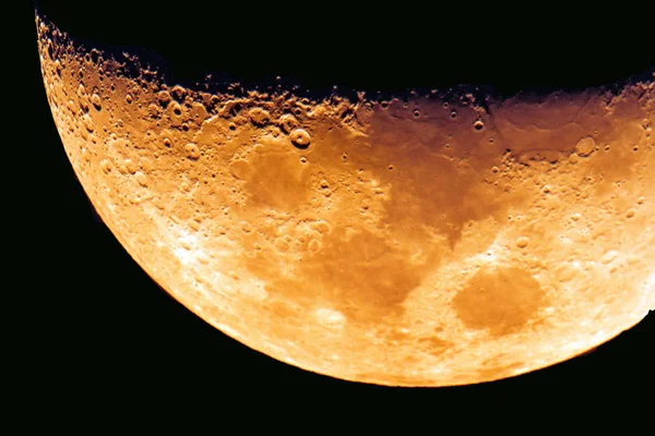 Luna nella notte buia — Foto Stock