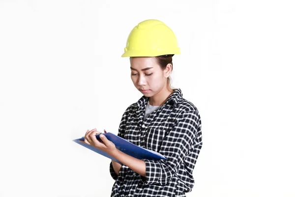 Asian women engineers and technicians are checking the list on t — Stock Photo, Image
